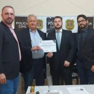 Delegado Titular de Guararapes recebe láurea da OAB local