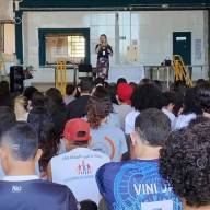 POLÍCIA CIVIL REALIZA PALESTRA SOBRE VIOLÊNCIA DOMÉSTICA PARA ALUNOS DE ESCOLA ESTADUAL EM SÃO JOÃO DO PAU D´ ALHO
