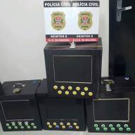 POLÍCIA CIVIL APREENDE QUATRO MÁQUINAS CAÇA-NÍQUEIS EM AÇÃO DE COMBATE A JOGOS DE AZAR EM DRACENA