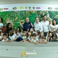 Alunos do CEI Kids visitam Prefeitura Municipal de Andradina