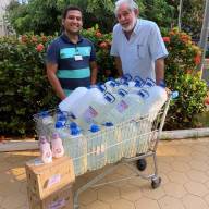 Corretores de Seguro doam produtos de higiene pessoal à Santa Casa de Araçatuba
