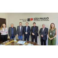 REPRESENTANTES DA SANTA CASA DE DRACENA EM AUDIÊNCIA COM O SECRETÁRIO DA SAÚDE DO ESTADO DE SÃO PAULO  Dr. ELEUSES PAIVA