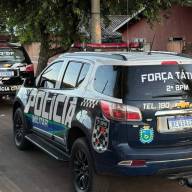 Polícia Militar e Polícia Civil prendem indivíduos armados e apreendem drogas e produtos furtados em Operação no bairro São João em Três Lagoas