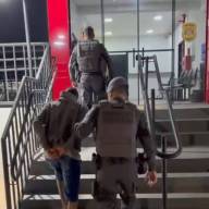 Força Tática prende homem  por posse ilegal de arma de fogo no Jardim Europa em Andradina