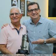 Prefeito de Três Lagoas homenageia empresário Sueide pelo zelo ao Relógio Central da Cidade