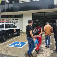 DISE de Andradina cumpre ordem judicial de busca domiciliar na cidade de Votuporanga e prende casal por crime de tráfico de drogas