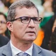 Prefeito de Três Lagoas firma contrato de mais de R$ 2 milhões com empresa de agenciamento de viagens