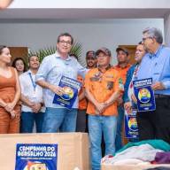 CONSEG e parceiros entregam doações para fortalecer Campanha do Agasalho em Três Lagoas  