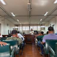 Delegada de Polícia Dra. Carolina Tucunduva ministra palestra reflexiva para autores de violência doméstica em Pereira Barreto