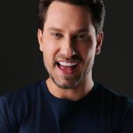 Ex-BBB Eliéser Ambrósio estará no Shopping Três Lagoas para grande evento de moda neste sábado