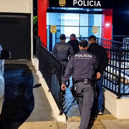 Dupla é presa pela PM por tentativa de furto em farmácia no Centro em Andradina (SP)  