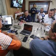 Polícia Militar recupera caminhonete roubada e prende dois envolvidos no crime em Araçatuba
