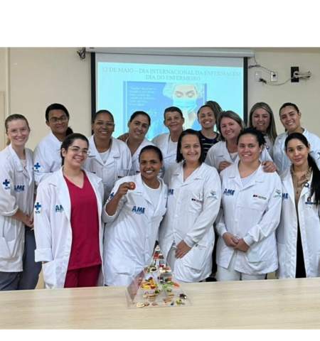 AME ANDRADINA FAZ ATIVIDADE DE VALORIZAÇÃO DAS EQUIPES DE ENFERMAGEM