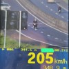 Motociclista é flagrado trafegando a 205 km/h em rodovia de Birigui