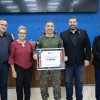 Vereadores de Três Lagoas prestigiam troca de comando da Polícia Ambiental e entregam títulos para militares
