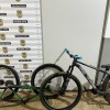 Policiais civis recuperam partes de bicicletas furtadas por adolescentes em Três Lagoas