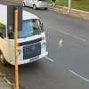 Polícia Militar de Araçatuba prende homem de 33 anos com carro roubado em frente à biblioteca