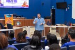 Alunos do 9º ano visitam a Câmara de Três Lagoas pela primeira vez