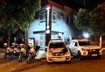 Polícia Militar de Mirandópolis prende 02 indivíduos furtando telha da Prefeitura Municipal