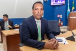 Vereador Davis Martinelli requisita semáforos em trechos das principais avenidas de Três Lagoas