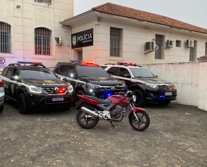 Polícia Civil de Penápolis recupera moto roubada em Avanhandava