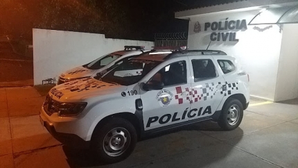 Polícia Militar de Valparaíso prende homem por tráfico de drogas após abordagem de veículo suspeito