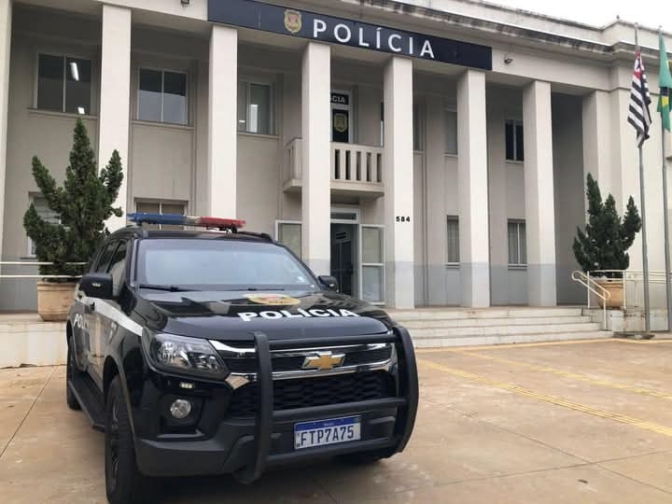 Polícia Civil de Araçatuba recupera celular furtado de passageiro de aplicativo