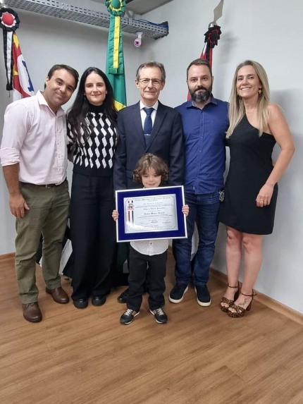 DIRETOR DO DEINTER 8 RECEBE HOMENAGEM DA CÂMARA DE VEREADORES DE PRESIDENTE PRUDENTE