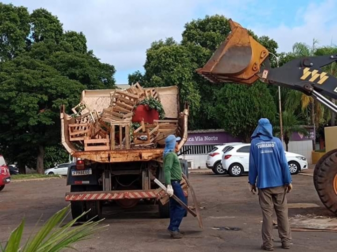 Limpeza Urbana: Coleta de lixos, entulhos e galhadas em Ilha Solteira