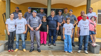 EM MURUTINGA DO SUL POLICIAL MILITAR RECEBE ELOGIOS DO PREFEITO EM SUA TRANSFERÊNCIA