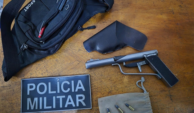 Homem de 21 Anos é preso por porte ilegal de arma de fogo pela Polícia Militar de Três Lagoas