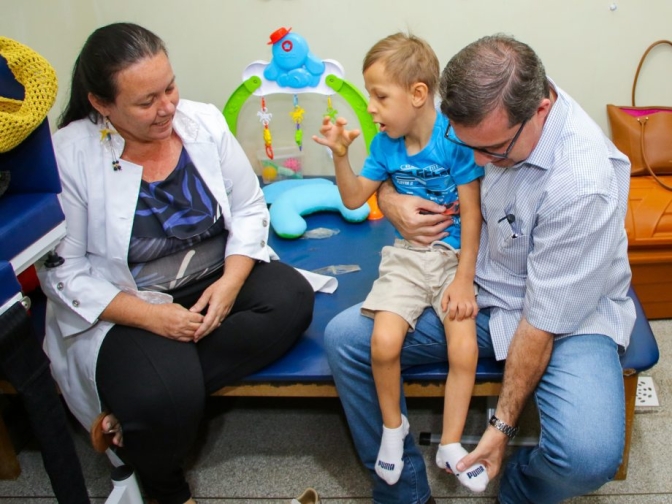 Seguindo com vistorias dos prédios públicos, Prefeito de Três Lagoas visitou Unidade de Saúde e ouviu servidores e população