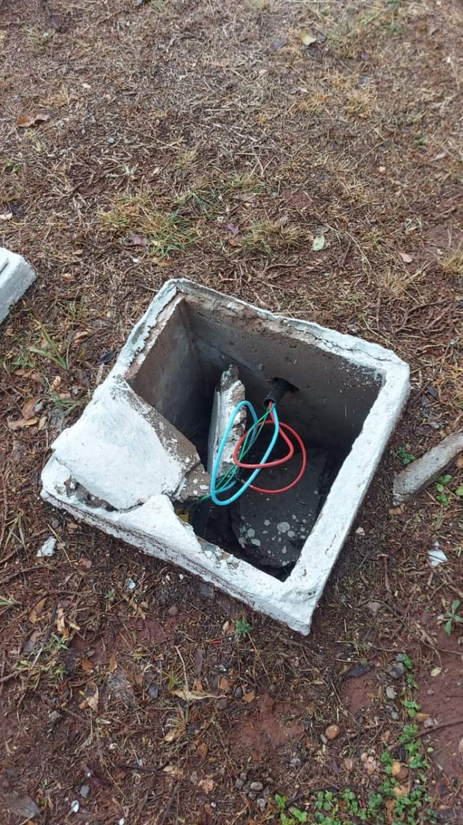 Ladrões furtam fiação elétrica da Praça do Teodoro em Andradina