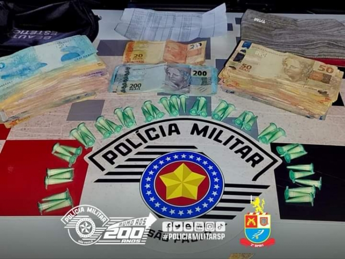 Polícia Militar de Araçatuba prendeu traficante com droga e 10 mil reais no Jardim Umuarama