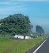 RODOVIA MARECHAL RONDON SP-300 ESTÁ INTERDITADA NO TRECHO ENTRE AS CIDADES DE COROADOS E GLICÉRIO
