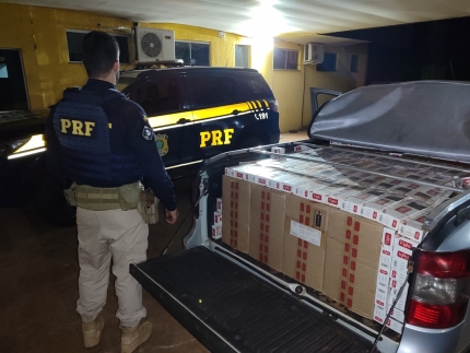 Polícia Rodoviária Federal de Água Clara apreende 8 mil maços de cigarros contrabandeados