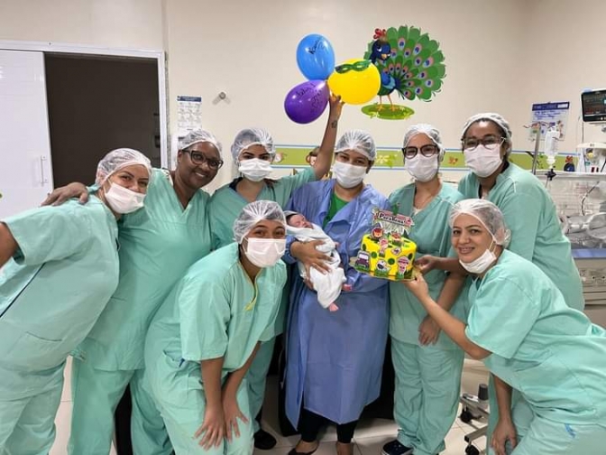 Em Três Lagoas UTI Neonatal comemorou o “Mêsversário” do Henrique