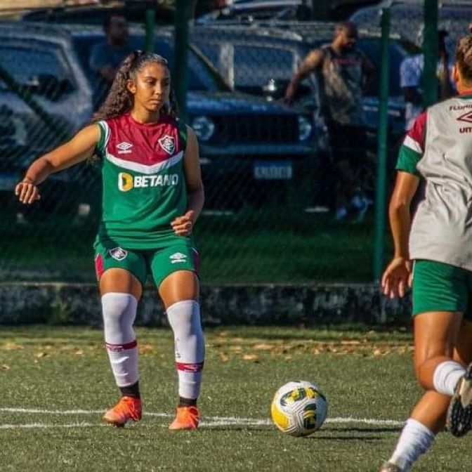 Ana Muniz, andradinense, assinou com uma das maiores equipes do futebol Feminino do Rio de Janeiro, o Fluminense