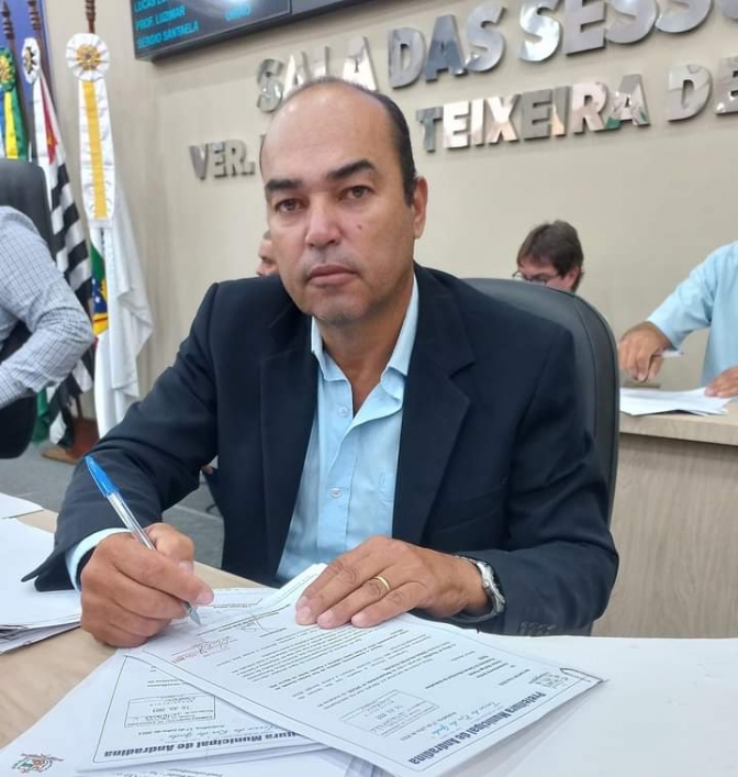 Vereador Rodarte dos Anjos requer parceria para iluminação pública no assentamento de Andradina