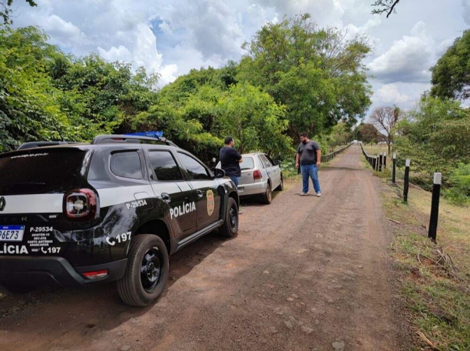 Carro furtado em Araçatuba é localizado pela Polícia Civil de Aracanguá