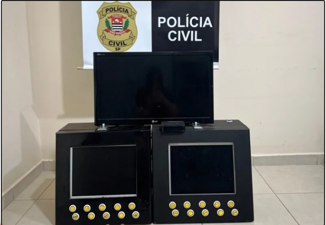 Polícia Civil identifica comércio de jogos de azar e apreende máquinas caça-níqueis em Guararapes