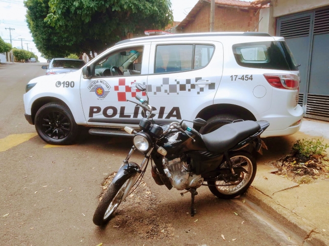 Polícia Militar de Andradina localiza motocicleta furtada
