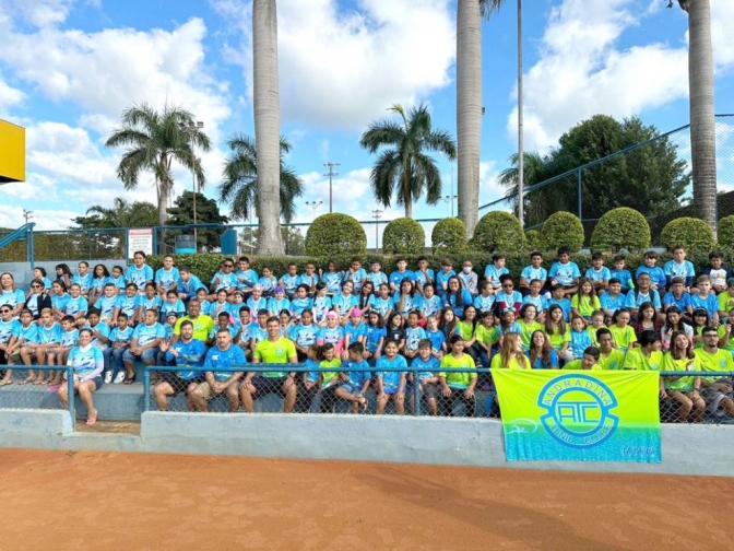 Festival de natação em Andradina reuniu 300 crianças no ATC