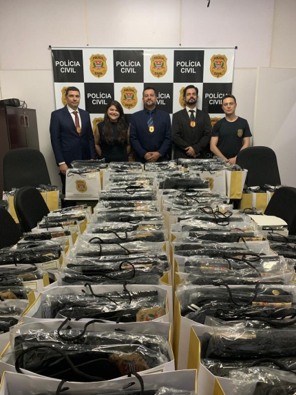 POLÍCIA CIVIL ENTREGA TRAJES OPERACIONAIS EM PRESIDENTE VENCESLAU