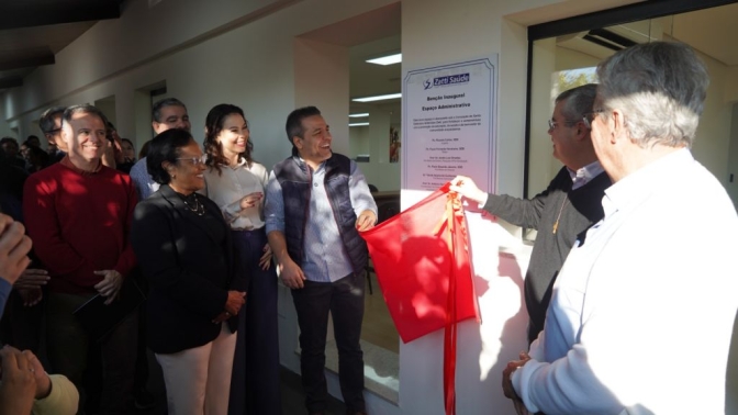 Inspetor da Missão Salesiana inaugura sede da Zatti Saúde em Araçatuba