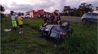 Acidente na Rodovia Marechal Rondon: 5 Vítimas após Capotamento de Fiat Mobi em Castilho