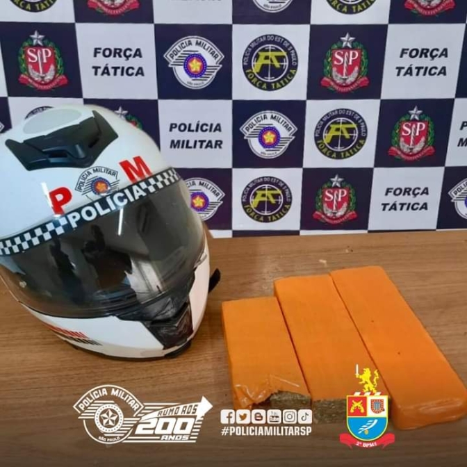 ROCAM de Araçatuba prende motociclista por tráfico de drogas