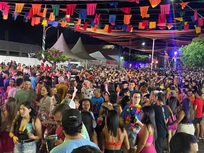 Caramuru foi um sucesso em Murutinga do Sul sendo considerado o melhor carnaval da região