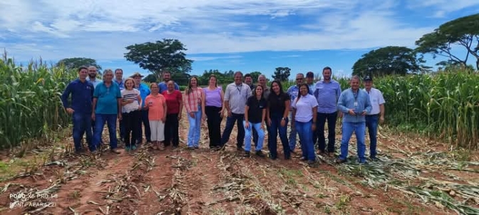 Vice-Prefeito e Secretário da Agricultura João Gabriel visita zona rural para acompanhar Programa Milho+ SP em Castilho