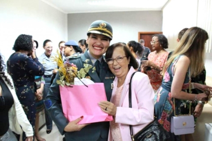 Coronel PM Adriana Rolledo Belluzo deixa o comando do CPI-10 de Araçatuba